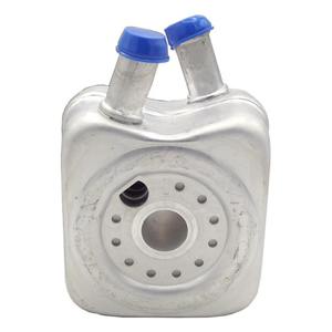 Radiateur refroidisseur d'huile moteur neuf, fourni par l'usine, référence OE 068117021A pour Audi A4 Quattro, VW Beetle, <span class=keywords><strong>Golf</strong></span>, Jetta - Product Image 2