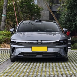 Xe sedan điện Zeekr 007 GT MIX 4WD phiên bản 2025, phạm vi hoạt động NEDC trên 700km, động cơ 300kW, pin Lithium 90-110kWh - Product Image 3