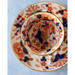 Juego de Tazas de Café de Cerámica Floral Roja y Azul Gabriella P., Apto para Microondas y Lavavajillas, Diseño Nórdico para Regalos Promocionales, Capacidad de 12 oz - Product Image 1