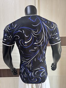 Il Fornitore Offre Maglie da Calcio <span class=keywords><strong>di</strong></span> Alta Qualità e <span class=keywords><strong>a</strong></span> Basso Prezzo per Giocatori/Tifosi 2026/27, Maglie da Calcio per Adulti Casa e Trasferta - Product Image 4