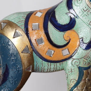 ของตกแต่งรูปยีราฟเรซิ่นสุดหรูทันสมัยสำหรับห้องนั่งเล่น ตู้วางทีวี ทางเข้าบ้าน ของตกแต่งบ้าน ของขวัญสำหรับบ้านใหม่ - Product Image 5