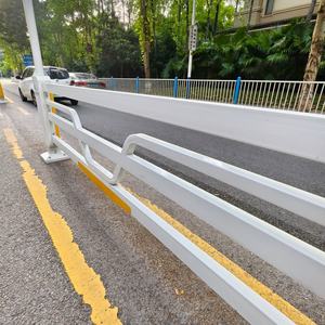 Barandilla <span class=keywords><strong>de</strong></span> Seguridad Vial Moderna Anticorrosiva <span class=keywords><strong>de</strong></span> Acero Galvanizado con Recubrimiento <span class=keywords><strong>de</strong></span> Diamante Reflectante, Barandillas Cuadradas para Exteriores, Barreras <span class=keywords><strong>de</strong></span> Tráfico con Recubrimiento Epóxico - Product Image 3