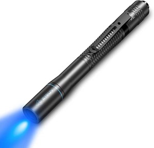 Lampe torche UV 365nm à lumière noire pour détecter les taches d'urine de <span class=keywords><strong>chien</strong></span> et de chat, étanche IP68, piles AAA, en alliage d'aluminium - Product Image 1