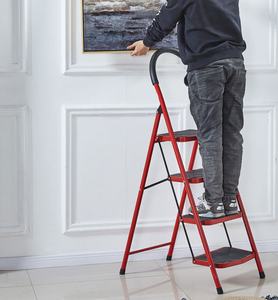 Étagère d'échelle pliante en acier moderne à <span class=keywords><strong>3</strong></span>, 4, 5 <span class=keywords><strong>marches</strong></span> Solution de rangement pratique et élégante avec <span class=keywords><strong>marchepied</strong></span> antidérapant en acier épaissi - Product Image 1