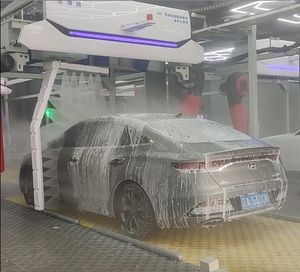 غسالة سيارات أوتوماتيكية بدون لمس بالضغط العالي مع مجفف هوائي، آلة غسيل مائي جديدة للغسيل بضغط عالٍ - Product Image 1