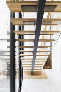 <span class=keywords><strong>Escalier</strong></span> droit flottant sur mesure en bois de haute qualité avec rampe en verre pour villa intérieure - Product Image 5