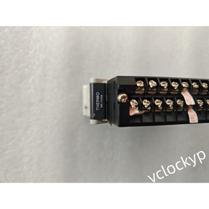 Keyence NR-TH08 <b>Temperature</b> Voltage Measurement Unit Operation Confirmed Used - Product Image 2