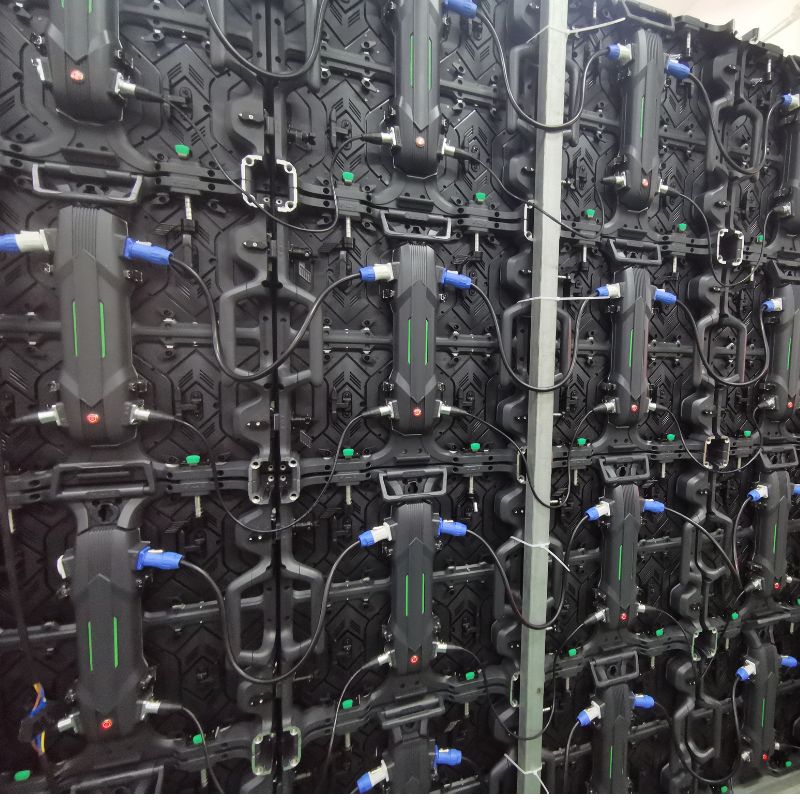 P3.9 Outdoor Full Color LED Display 500*500mm Die Casting Aluminum Panel LED Video Wall