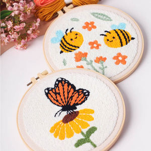INTODIY Punching Needle Embroidery Kit de Nível Básico Com Borboleta Abelha Padrão De Planta Incluindo Fio Bordado Anel Ferramenta De Correspondência - Product Image 2