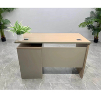 Vente en gros par le fabricant de meubles de haute qualité au design épuré - bureau de direction, usage bureautique, bureau informatique individuel