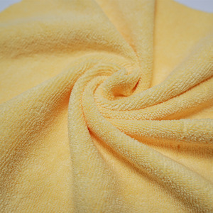 Toalla de microfibra de uso diario de 300GSM, 40x40 cm, para limpieza de autos, encerado y revestimiento cerámico. - Product Image 2