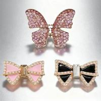 Breloques de luxe en métal, perles et diamants pour sabots, accessoires de décoration, pendentifs, strass étincelants, breloques de créateur en métal pour femmes