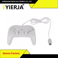 Manette de jeu filaire Pro de deuxième génération pour Wii avec fonction de vibration et design de joystick pour la vente en gros