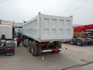 Used Howo 8x4 Heavy <b>Truck</b> Automatic <b>Transmission</b> Diesel Fuel Weichai Engine Euro 4 Emission Standard Left Segment Dump <b>Truck</b> - Product Image 5