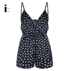 mujeres ropa de dormir frenético noches sexy punto negro de tirantes y conjunto corto de salón PJ Set - Product Image 5