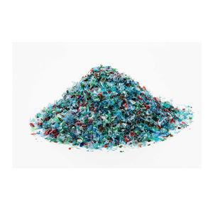 Material Virgen de Grado PET en Escamas, Transparente, Incoloro, Tamaño de Gránulo Uniforme, Estándar de la Industria del Embalaje, Sostenible - Product Image 1