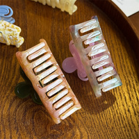 Vintage Mini Haarklemmetje Schattig Elegant Kleurrijk Half Opsteekkapsel Haaraccessoires voor Vrouwen Bloem Acetaat Haar Klauw Kartonnen Verpakking