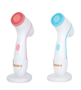 Brosse nettoyante électrique 3-en-1 pour le visage, 3 têtes, nettoyage en profondeur, massage beauté, étanche, rechargeable par USB, nettoyeur de pores, soin de la peau - Product Image 1