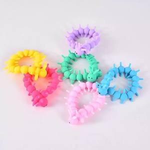 CHENXI Bracelet Créatif Coloré en Forme de Chenille, Jouet Sensoriel Extensible Anti-Stress, Jouets Souples en Forme de Nouilles - Product Image 2