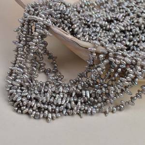 Perle de lune grise argentée, 5-6 mm, baroque, irrégulière, Keshi, naturelle, d'eau douce, en vrac, trois trous, options de couleur blanc et rose - Product Image 2