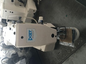 Machine à coudre à entraînement direct DT 1850D pour points de surjet - Product Image 3