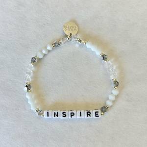 Personalizzato delicato cristallo naturale <span class=keywords><strong>nome</strong></span> personalizzato o iniziali lettera braccialetto di perline per il regalo - Product Image 5