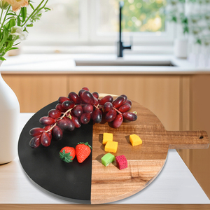 Tabla de cortar de madera funcional con asas y material ecológico para verduras, carne y queso para cualquier cocina - Product Image 2