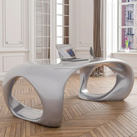 Bureau d'accueil artistique de luxe en PRV, idéal comme comptoir d'information pour clinique dentaire ou comptoir de caisse pour magasin de téléphonie mobile
