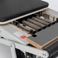 Reformer de Pilates Comercial para Casa, Estudio y Gimnasio, Máquina de Entrenamiento de Fuerza para el Core con Plataforma de Madera y Cuero de Microfibra