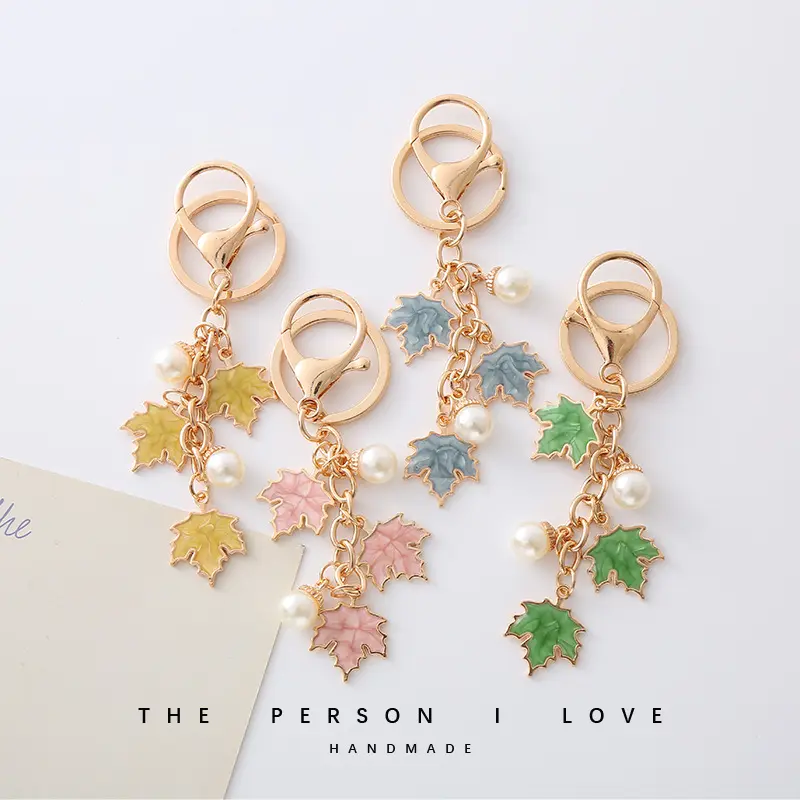Pretty Enamel Pearl Maple leaves Leaf Keychain Plant Keyring Pendants for Women Girl Handbag Decor Charms DIY Jewelry Gifts