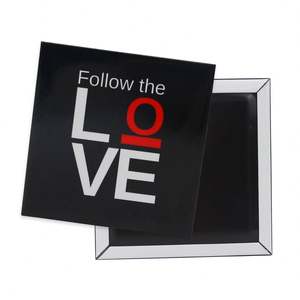 Personnalisez votre aimant de réfrigérateur carré noir de 63,5 mm – Aimant promotionnel pour réfrigérateur - Product Image 1