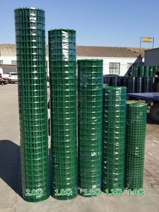 Rollos de malla de alambre soldado de primera calidad Red de cercado de acero recubierto de PVC galvanizado para cercas de pollo y aplicaciones de construcción de servicio pesado - Product Image 5