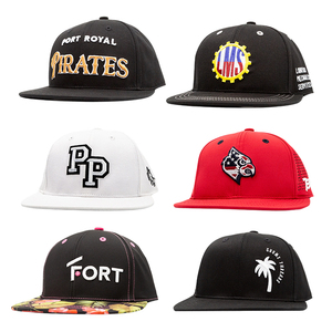 قبعة هيب هوب مزودة بحروف على الكتف خلفية للصدر ومخصصة حسب الطلب، قبعة بطرف مسطح على الموضة للجنسين - Product Image 1