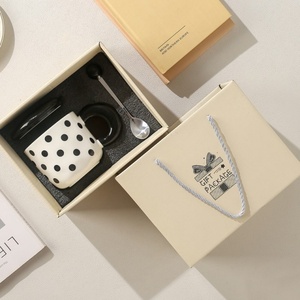 Taza de cerámica con puntos geométricos, taza de <span class=keywords><strong>desayuno</strong></span>, taza de agua de cerámica de 400 <span class=keywords><strong>ml</strong></span>, caja de regalo, regalo de acompañamiento, Taza de cerámica con cuchara - Product Image 6