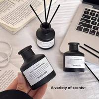Diffuseur d'aromathérapie en rotin de verre noir mat de luxe parfum longue durée pour bureau à domicile ou hôtel