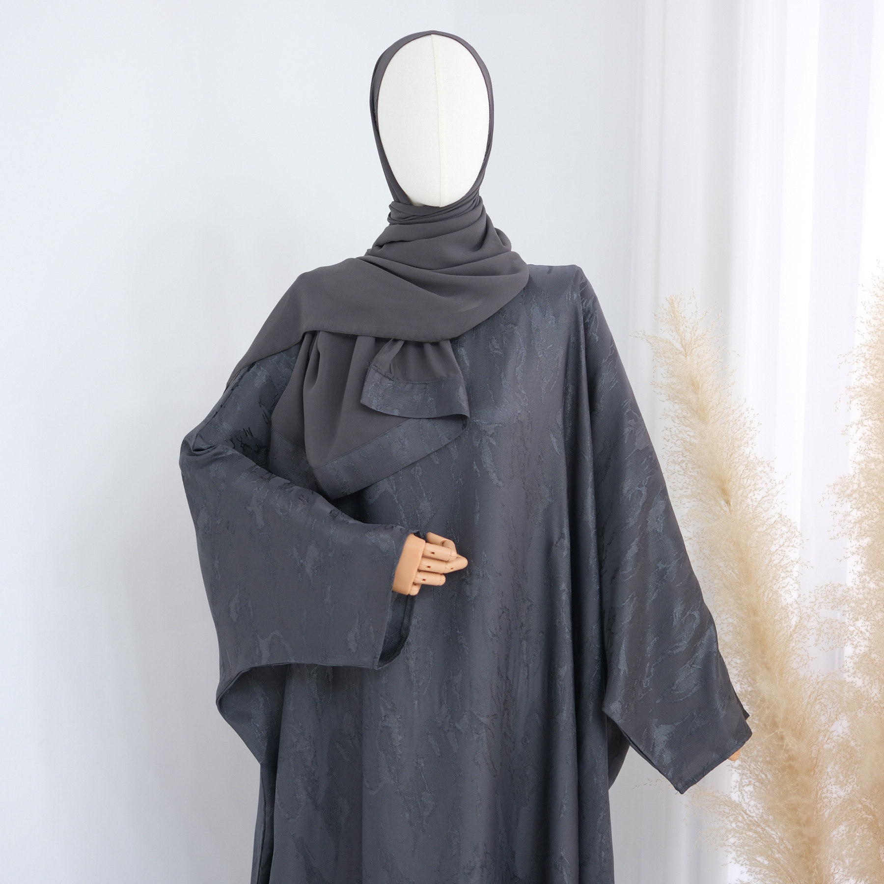 Robe grise + foulard hjdb001