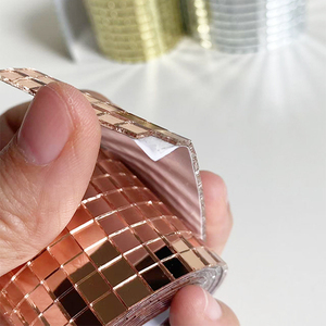 Plaque de verre colorée moderne 5x5mm Mosaïques Peel-Off & Paste Design pour salle de bain ou décoration de chambre Miroir en verre coloré - Product Image 3