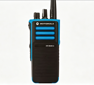 Рация MOTOROLA P8608EX с GPS, сертификатом Atex, беспроводной связью на 5 км, водонепроницаемая, для двухсторонней связи - Product Image 1