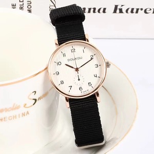 Montre pour femme, bracelet en toile, montre à quartz, montre étanche, montre tendance - Product Image 5