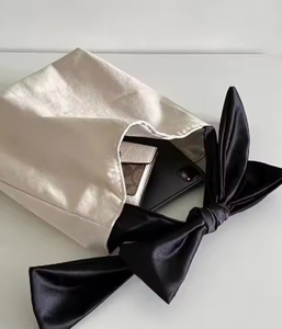 Sac à main vierge, logo personnalisé pour femmes, lettres imprimées sur la poignée noire - Product Image 5