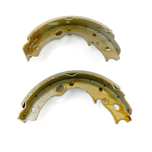 Adatto per Kit ganasce freno ISUZU 8970202500 tamburi e scarpe - Product Image 1