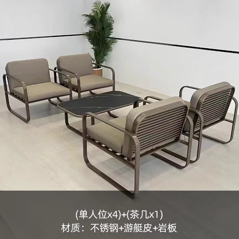 4 tables basses individuelles