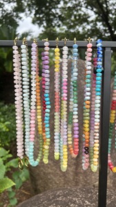 Vente en gros vacances d'été à la plage best-seller collier de perles arc-en-ciel en acier inoxydable bijoux faits main à la mode pour femmes - Product Image 3