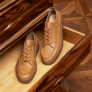 Nuevas zapatillas blancas retro de cuero de grano de primera calidad con cordones y relieve, antideslizantes, estilo británico, para primavera/verano. - Product Image 2