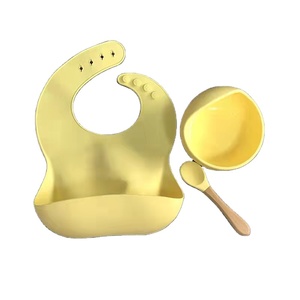 ชุดจานชามซิลิโคนสำหรับเด็ก OEM & ODM พร้อมจุกนมหลอก ผ้ากันเปื้อน ช้อน ส้อม ชุดอาหารกันลื่นสำหรับเด็ก ปลอดสาร BPA - Product Image 3