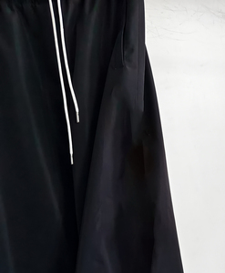 <span class=keywords><strong>Pantaloni</strong></span> Cargo da Uomo <span class=keywords><strong>Neri</strong></span> Oversize a Gamba Larga, Stile Parachute, Casual High Street, OEM ODM, Produttore di Abbigliamento Baggy - Product Image 4