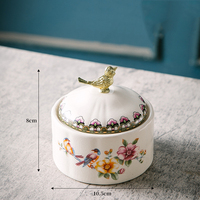 Boîte de rangement pour bijoux en céramique pour la décoration de la maison avec couvercle récipients floraux en porcelaine avec couvercle
