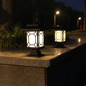 Lampe solaire de jardin LED extérieure résistante à l'eau pour pelouse, patio, décoration de jardin, piquet inclus, batterie incluse, durée de vie de 50 000 heures, garantie de 2 ans - Product Image 4