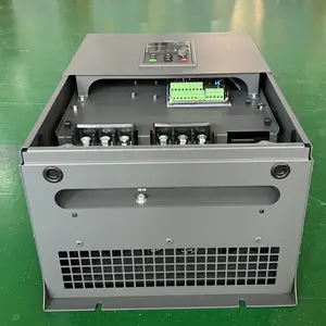 Onduleur de pompe à eau solaire 0.75-22kw convertisseur DC à AC VFD avec variateurs de vitesse du moteur de la pompe solaire