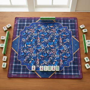 SUPER GAME Tapis <span class=keywords><strong>de</strong></span> Mahjong Américain Pliable <span class=keywords><strong>de</strong></span> Luxe |   Tapis en néoprène antidérapant à carreaux bleu marine et imprimé floral par <span class=keywords><strong>OM</strong></span> Mahjong - Product Image 3